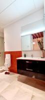 A bathroom at Apartamento Viña P. Málaga Centro