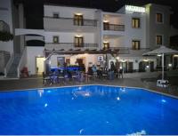 Bazén v ubytování Asterion Apartments nebo v jeho okolí