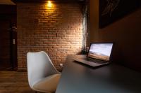 Televízia a/alebo spoločenská miestnosť v ubytovaní Nightingale Luxury Apartment