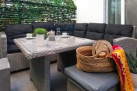 Posedenie v ubytovaní Villa Pearl