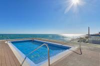 Bazén v ubytování Terraza al Mediterráneo nebo v jeho okolí