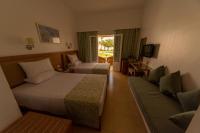 Postel nebo postele na pokoji v ubytování Dahab Lagoon Club & Resort Ex Tirana Dahab