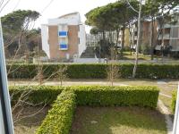 A garden outside Two-room flat close to the beach and nature