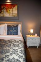 Postel nebo postele na pokoji v ubytování 12 rooms hotel
