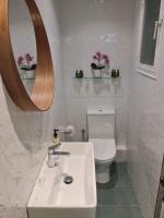 Kúpeľňa v ubytovaní Crown Syntagma Apartment