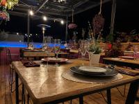 Εστιατόριο ή άλλο μέρος για φαγητό στο Casa Flora Handmade Hotel