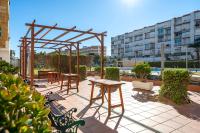 Bazén v ubytovaní Salou Beach 1 alebo v jeho blízkosti