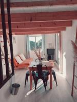 Posedenie v ubytovaní Appartement avec piscine proche plages