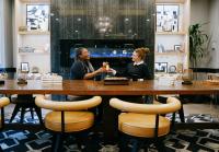 Επισκέπτες που μένουν στο Claridge House Chicago, Tapestry Collection by Hilton