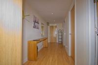 Kuchyň nebo kuchyňský kout v ubytování Alluring 2 Bedroom Leeds City Centre Apartment- Self Check-in,Balconied Apartment