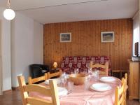 Posedenie v ubytovaní Appartement cosy 2 pièces avec coin nuit, 6 couchages, à 100m des pistes et commerces à Vars - FR-1-330B-207