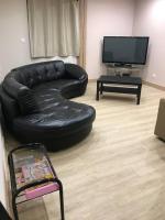 Telewizja i/lub zestaw kina domowego w obiekcie Paisible logement tout équipé pour 1 à 6 personnes