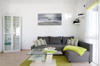 A seating area at Bungalow Paraiso