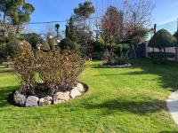 A garden outside Luxury Apartment in Moncloa-Aravaca