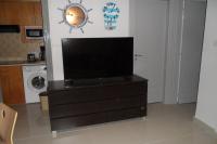 TV a/nebo společenská místnost v ubytování Apartment Ground Floor, FREE INTERNET