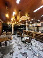 En restaurant eller et andet spisested på AFAQ AL BATINAH - SAHAM