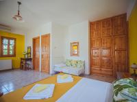 Posteľ alebo postele v izbe v ubytovaní Lemon House for big family in Damouchari - Delicious Houses
