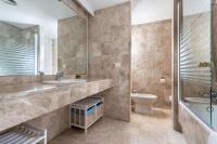 Kúpeľňa v ubytovaní Apartamento Puerto Banús IV