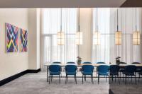 Hyatt Centric Montrealにあるビジネスエリアまたは会議室