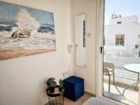 Balkón nebo terasa v ubytování Nissi beach villa Magnolia