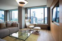 Astra Hotel, Seattle, a Tribute Portfolio Hotel by Marriottにあるシーティングエリア