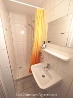 A bathroom at Astoria Apartments