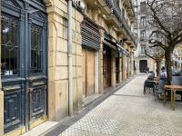 The building in which Az apartmant is located