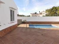 Bazén v ubytování Villa de una planta con piscina, ideal familias nebo v jeho okolí