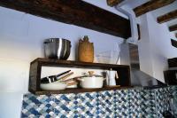 Kuchyň nebo kuchyňský kout v ubytování Elegante Apartamento frente al Puerto de Denia