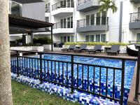 Bazén v ubytování Mantra Condo Mae Phim MB217 with 2 bed room nebo v jeho okolí