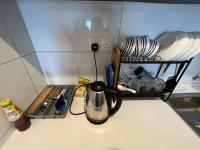 مطبخ أو مطبخ صغير في Traders Garden , cheras Trader square 3 bedroom Balakong serdang