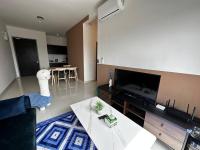 تلفاز و/أو أجهزة ترفيهية في Traders Garden , cheras Trader square 3 bedroom Balakong serdang