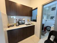 مطبخ أو مطبخ صغير في Traders Garden , cheras Trader square 3 bedroom Balakong serdang