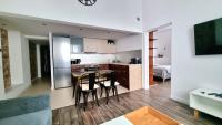 Kuchyňa alebo kuchynka v ubytovaní NOOK NOOK Apartments Katarzyny 2
