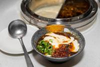 Jídlo v hotelu nebo okolí