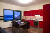 A kitchen or kitchenette at Villa Rigani