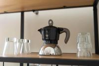 Coffee and tea making facilities at B&B Porta 93