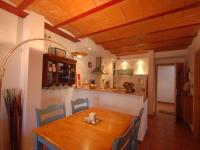 Kuchyňa alebo kuchynka v ubytovaní LETS HOLIDAYS Cozy Apartment Near to the Castle