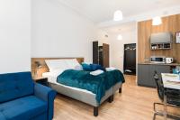 Kuchnia lub aneks kuchenny w obiekcie Kwiatowa Apartments Poznań City Center by Noclegi Renters