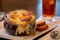 Φαγητό σε αυτό το θέρετρο ή κάπου εκεί κοντά