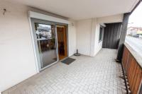 Plan piętra w obiekcie Warm 29m with balcony and lake view