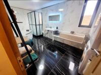 Plán poschodí v ubytovaní chambres privées dans maison bord de marne proche Disney et Paris