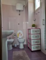 A bathroom at Terrazza del Santo 2,0 - La Terrazza nel cuore di Napoli