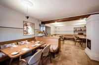 Posedenie v ubytovaní MAYER - Wirtshaus und Dorfhotel