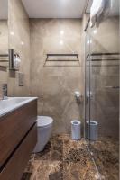 Koupelna v ubytování LB Vacation Rentals I Studio - Forville, Palais, Croisette, Plages