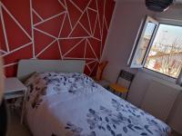 Cama ou camas em um quarto em Bayonne appartement 63m2 avec terrase parking wifi