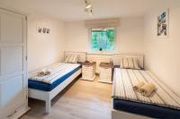 A bed or beds in a room at Chalet Ester - Luxury Provençal House in Orava