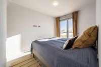 Postel nebo postele na pokoji v ubytování 86-Modern Apartment, Benalmadena