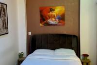 Posteľ alebo postele v izbe v ubytovaní Colline, La suite cinéma spa privée