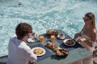 Jídlo v hotelu nebo okolí